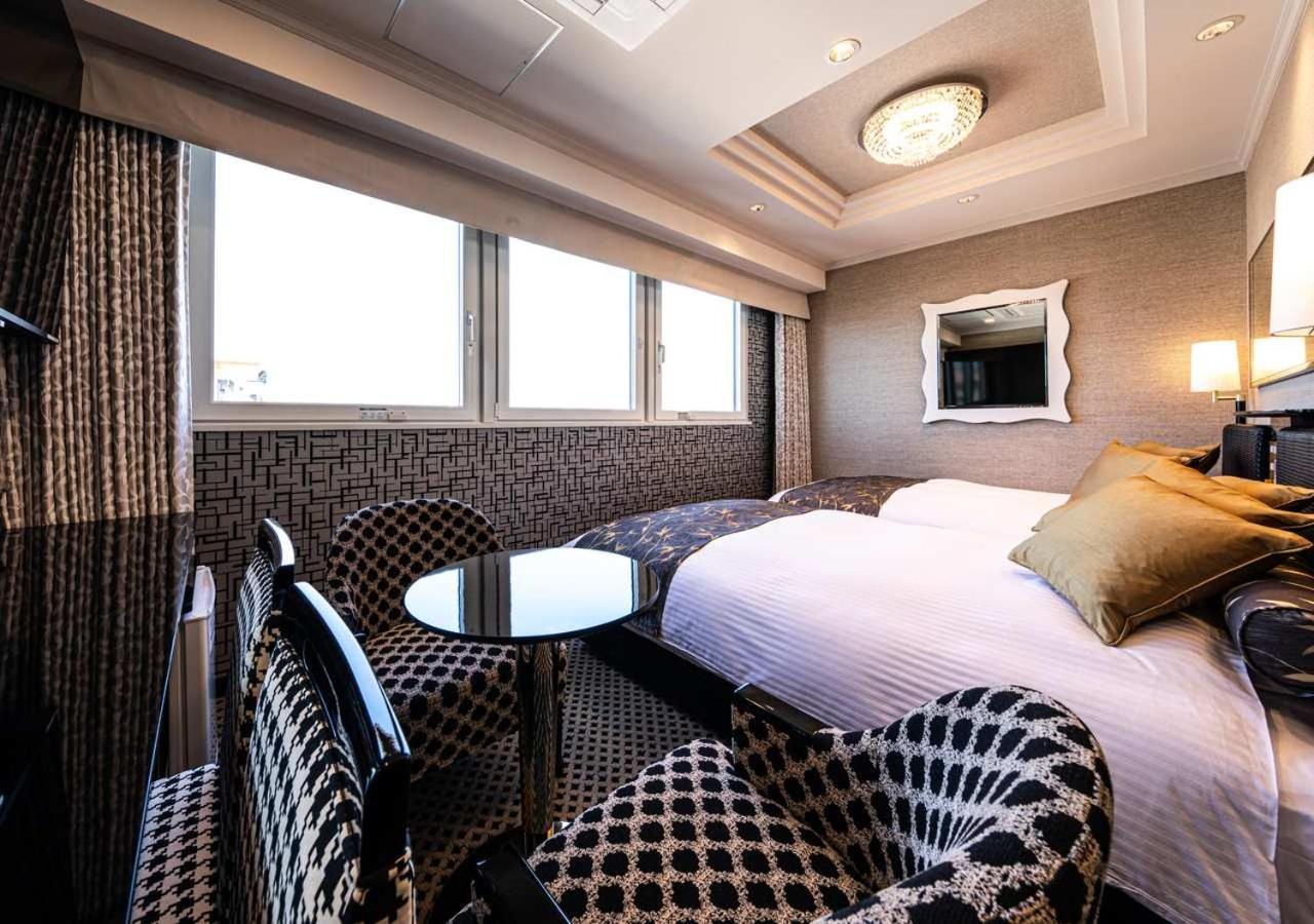 Apa Hotel & Resort Hakata Ekihigashi Fukuoka  Esterno foto
